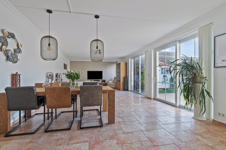 Foto 10 van Braceletstraat 7