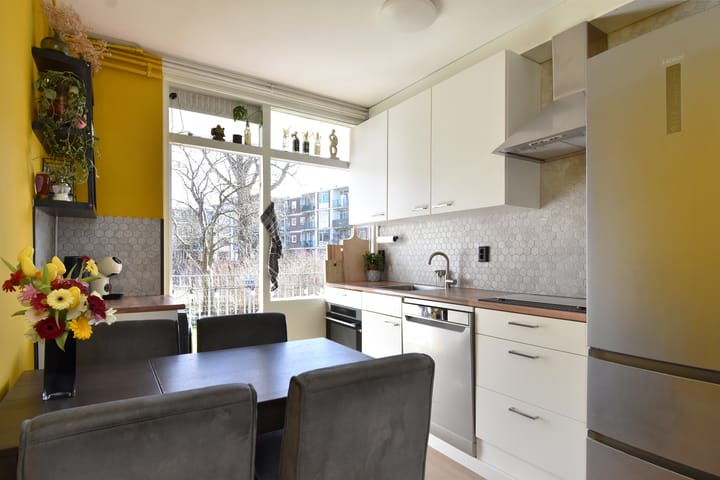 Foto 2 van Melis Stokelaan 1700