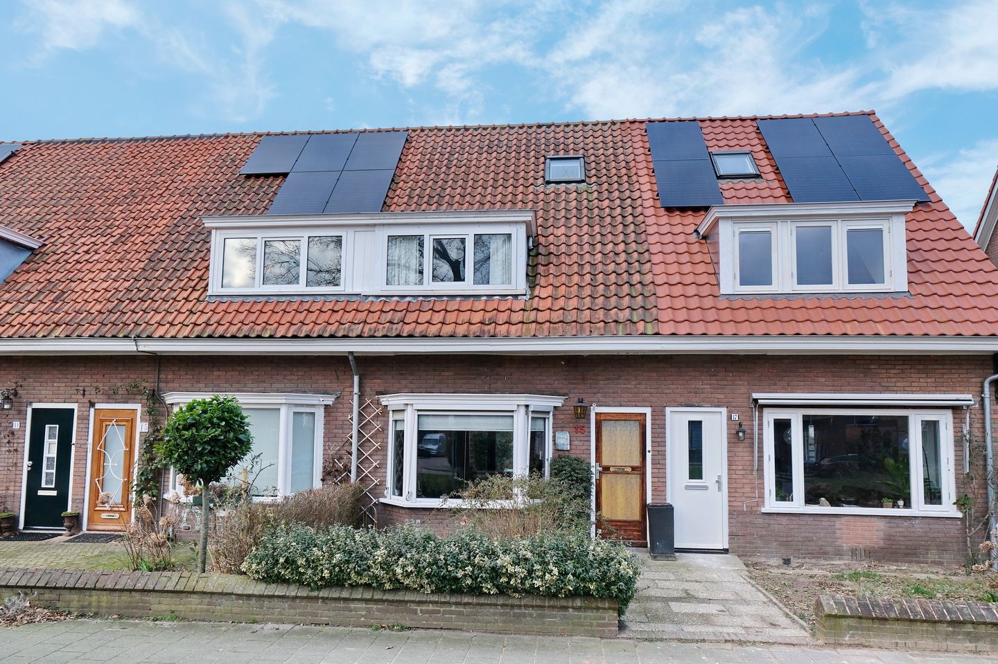 Foto 1 van Lijnbaanstraat 15