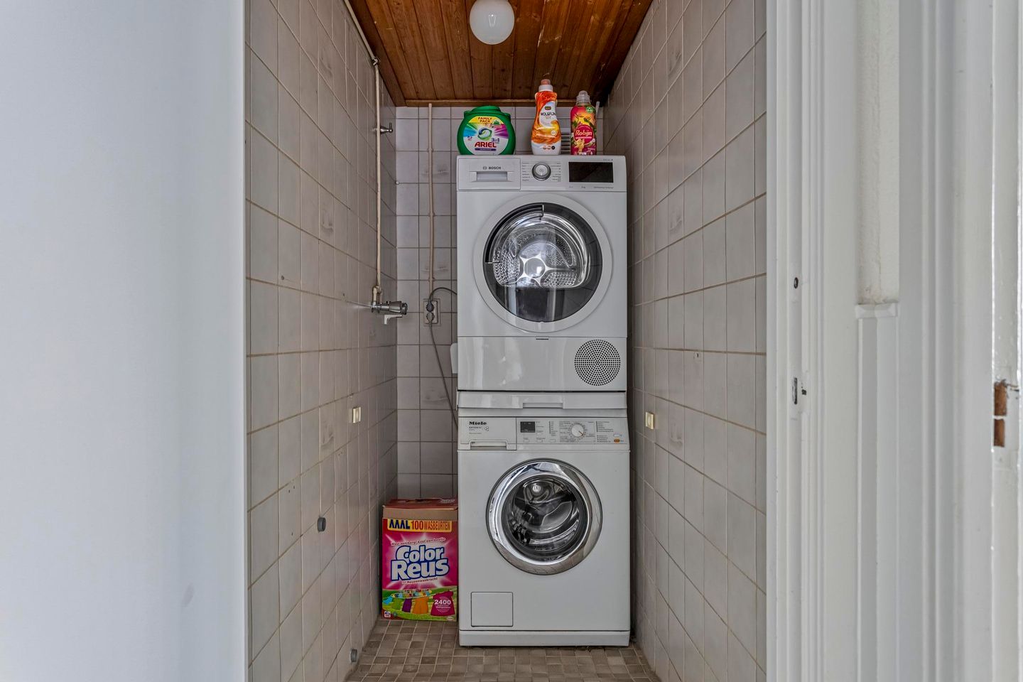 Foto 34 van Spoorstraat 16