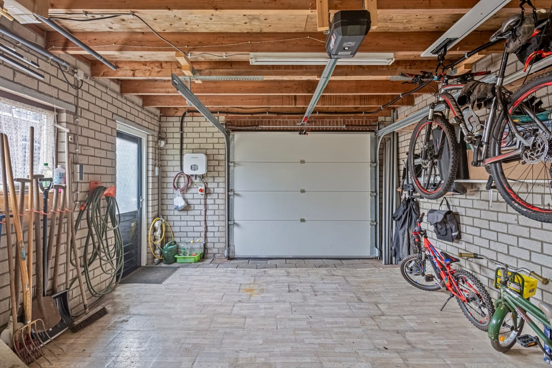 Foto 37 van Spoorstraat 16