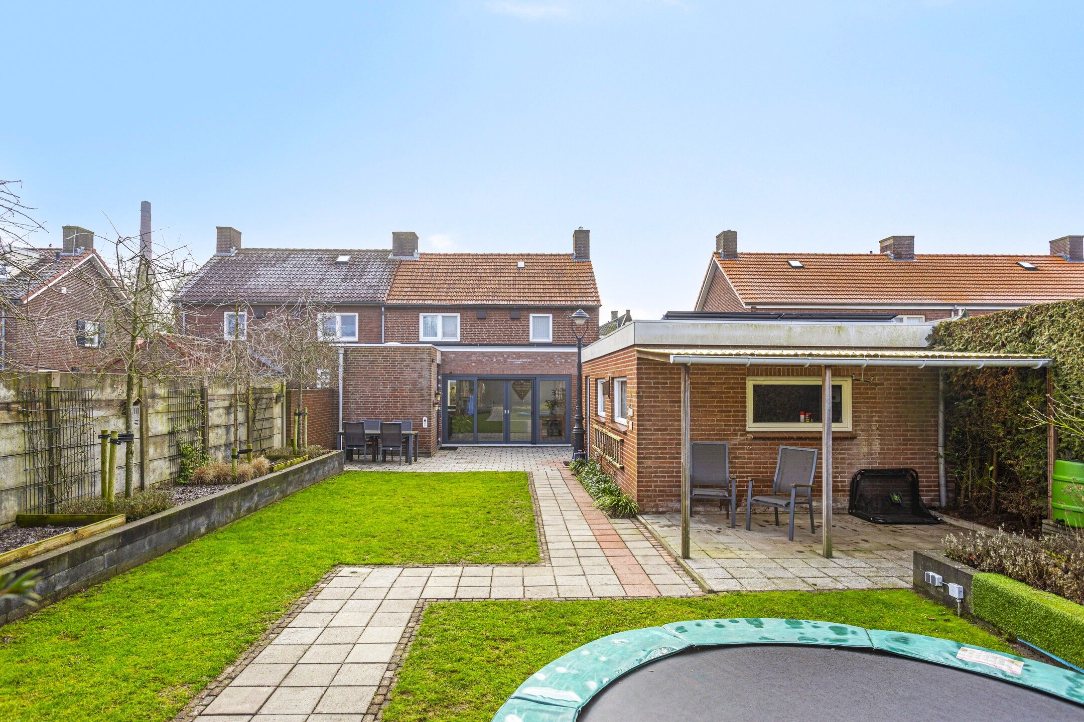 Foto 42 van Spoorstraat 16