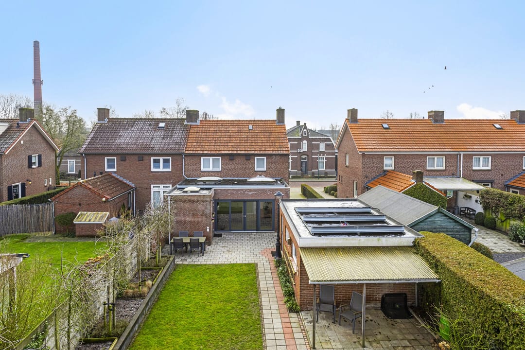 Foto 43 van Spoorstraat 16