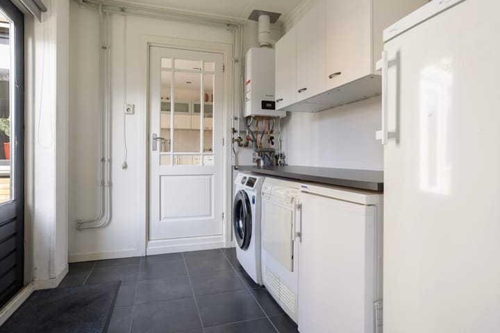 Foto 15 van Lammert Hofstrastraat 8