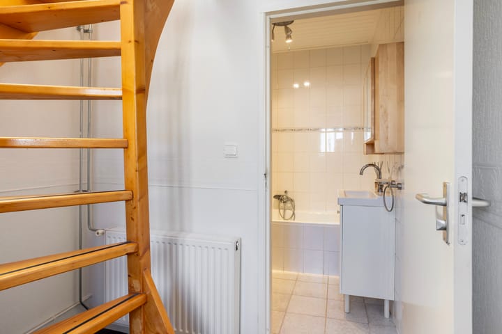 Foto 26 van Lammert Hofstrastraat 8