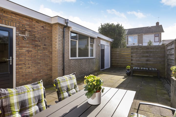 Foto 40 van Lammert Hofstrastraat 8