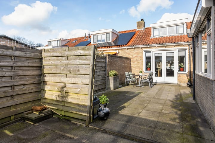 Foto 42 van Lammert Hofstrastraat 8