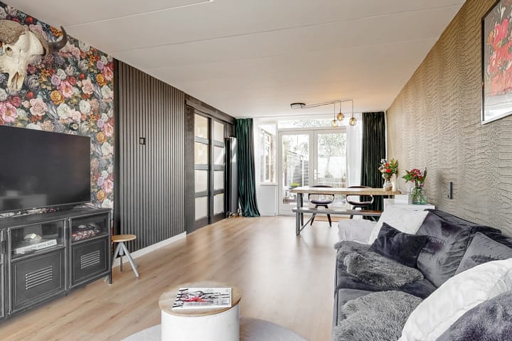 Foto 8 van Dibbitsstraat 15