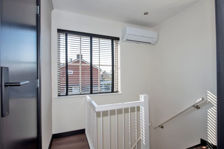 Foto 18 van Bernhardstraat 44