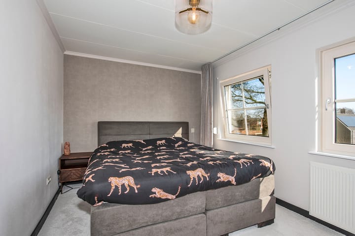 Foto 19 van Bernhardstraat 44