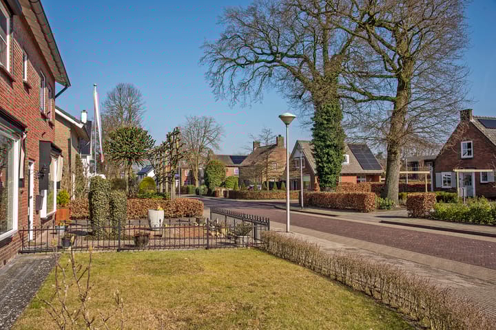 Foto 38 van Bernhardstraat 44