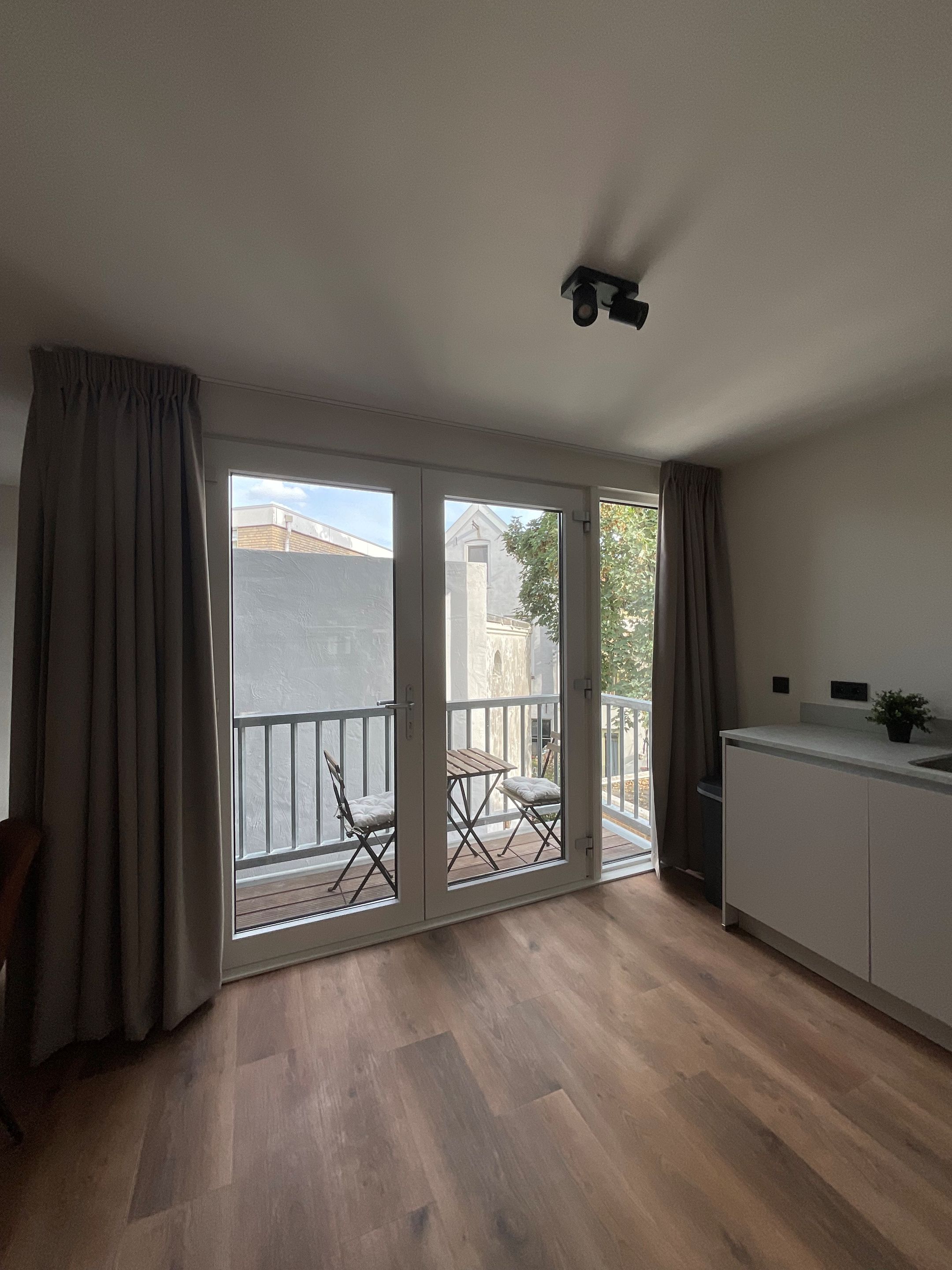 Foto 6 van West-Peterstraat 59