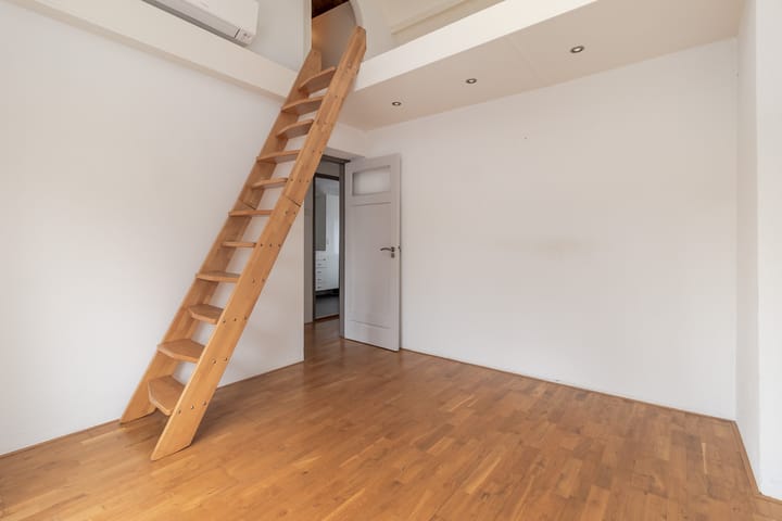 Foto 15 van Hulserstraat 11