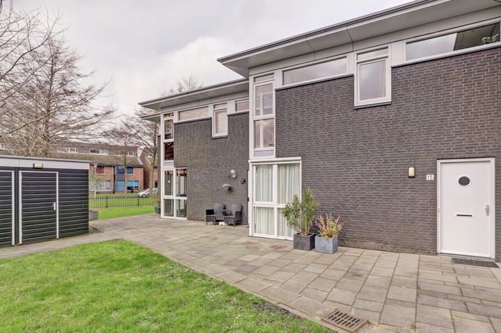 Foto 6 van Muiderstraat 17