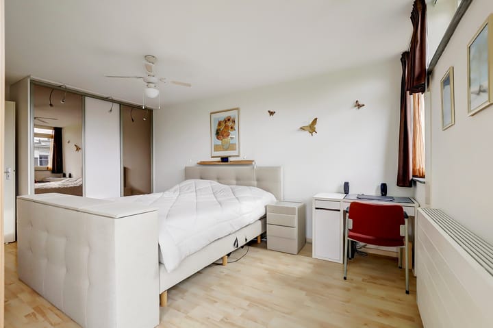 Foto 24 van Muiderstraat 17