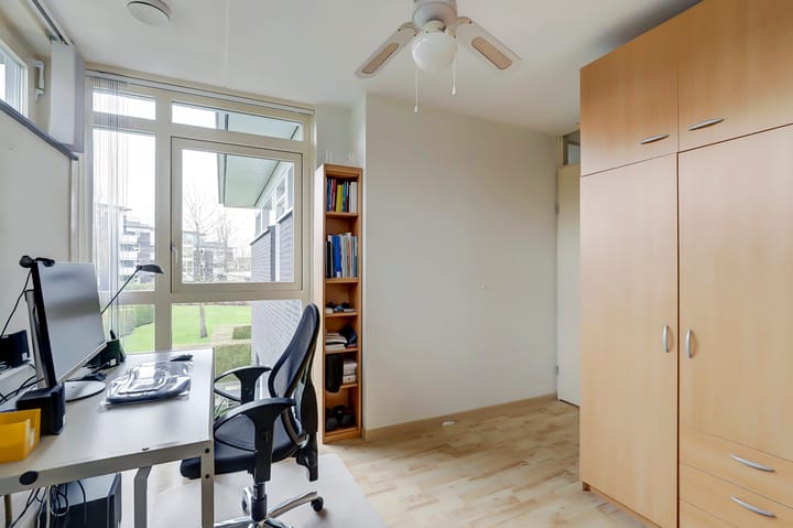 Foto 29 van Muiderstraat 17