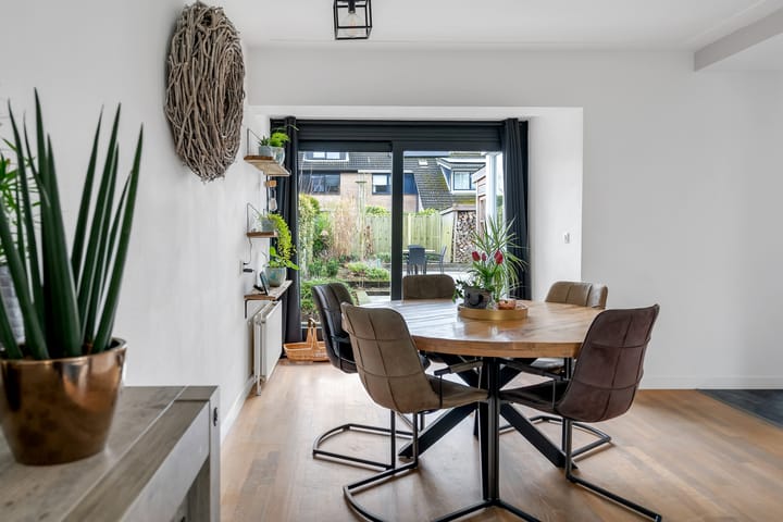 Foto 8 van Rossinistraat 157