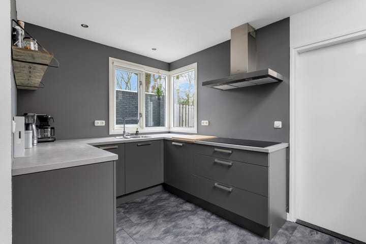 Foto 10 van Rossinistraat 157