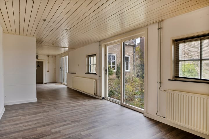 Photo 15 of Molenstraat 9