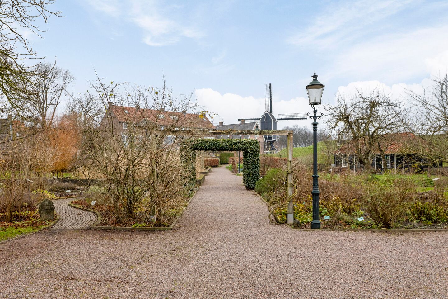 Foto 35 van Molenstraat 9