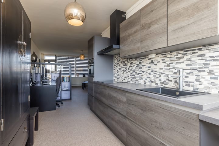 Foto 12 van Burg. van Grunsvenplein 127