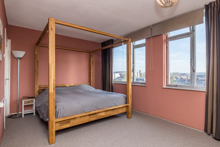 Foto 19 van Burg. van Grunsvenplein 127