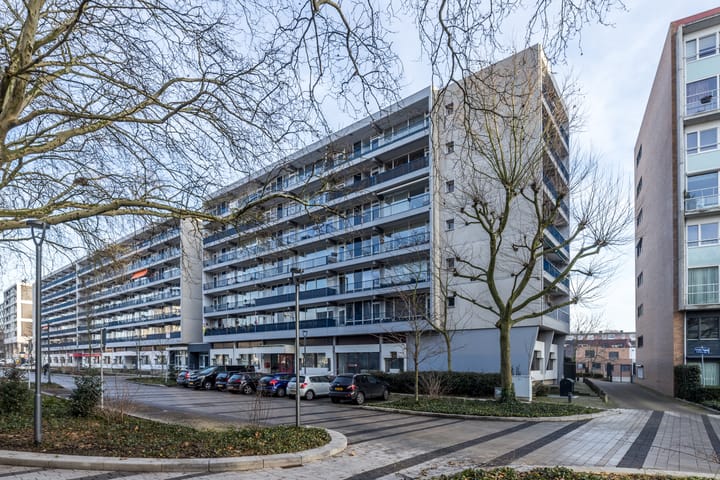 Foto 25 van Burg. van Grunsvenplein 127