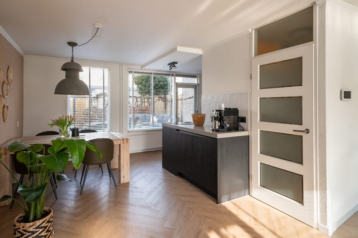 Foto 5 van Van Leeuwenhoekstraat 91