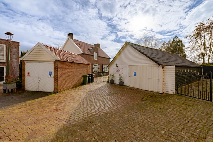 Foto 43 van Bennebroekerdijk 215