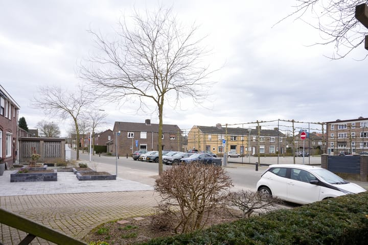 Foto 30 van Julianalaan 22