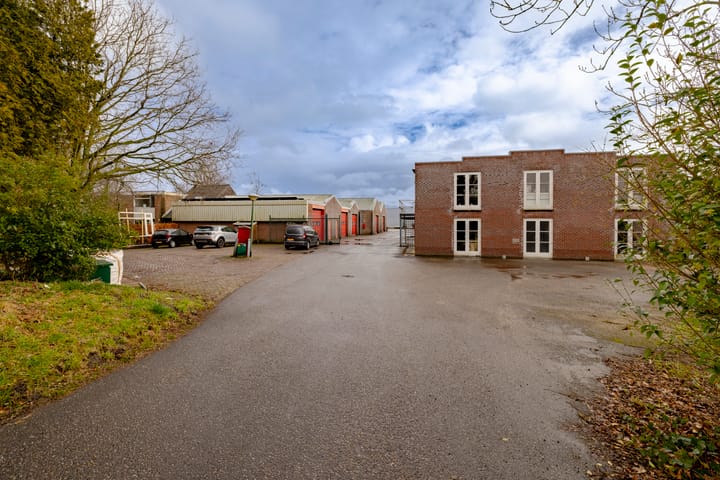 Foto 48 van Bennebroekerdijk 215