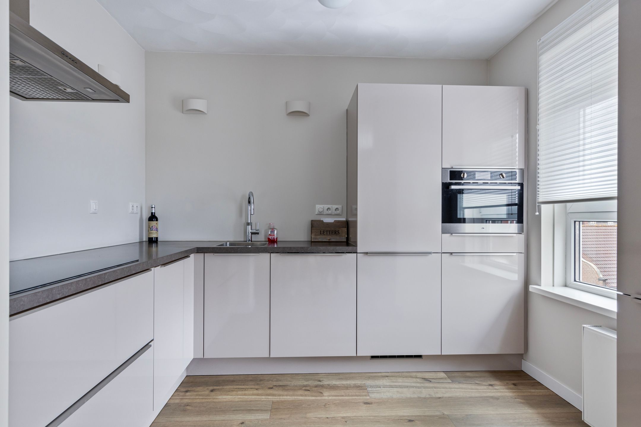 Foto 3 van Marktpoort 8