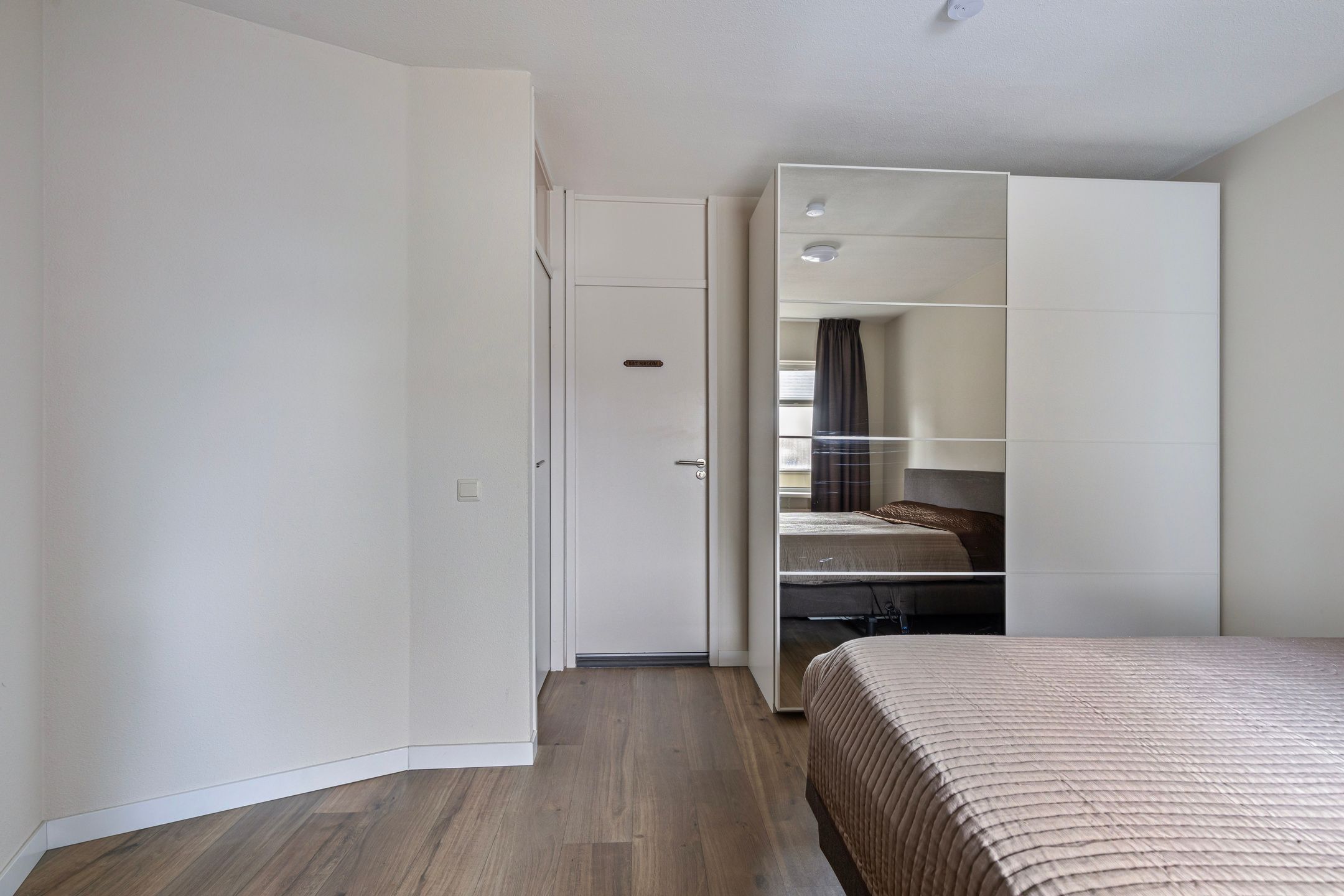 Foto 18 van Marktpoort 8