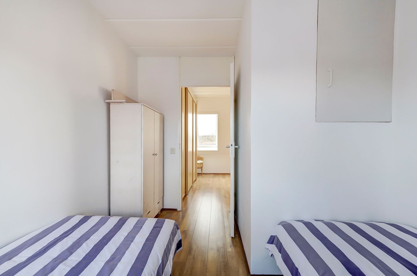 Foto 40 van Hercules 61