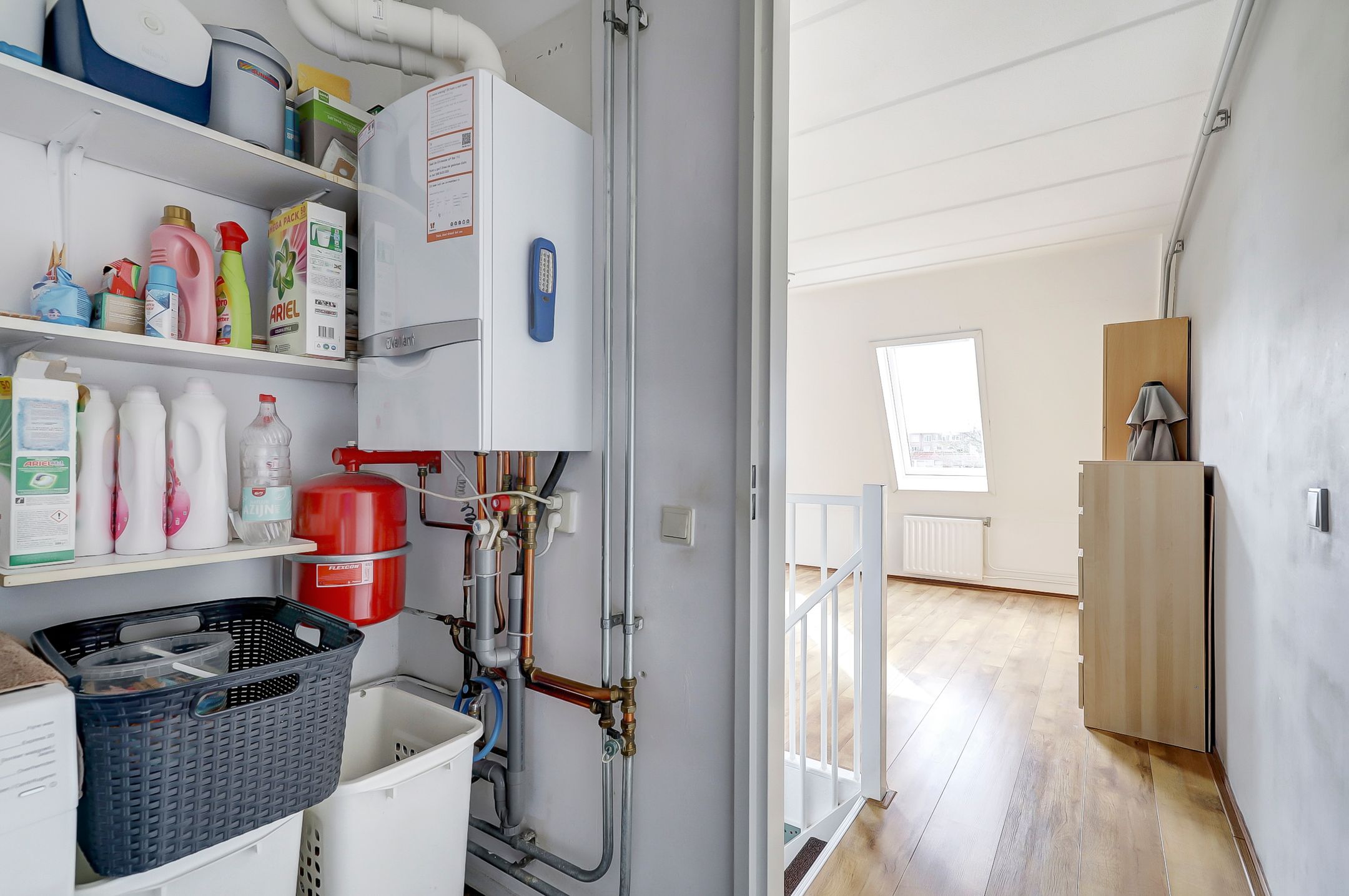 Foto 42 van Hercules 61