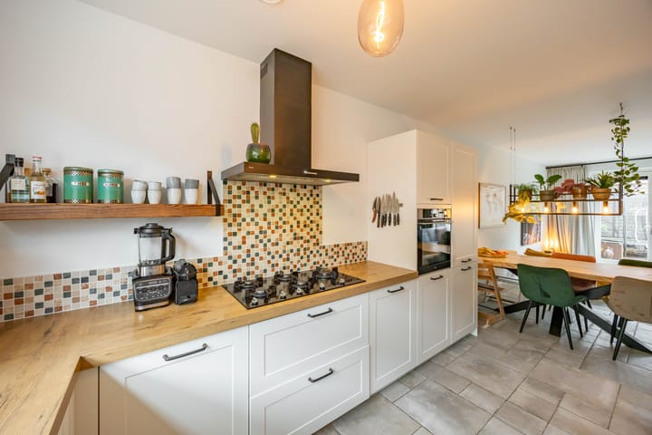 Foto 13 van Hyacinthstraat 255