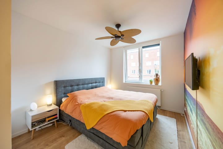 Foto 16 van Hyacinthstraat 255