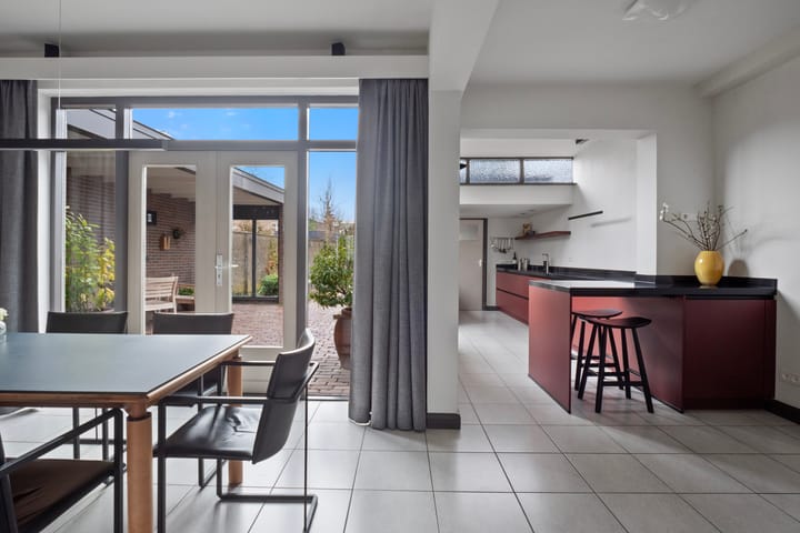 Foto 9 van Esschestraat 75