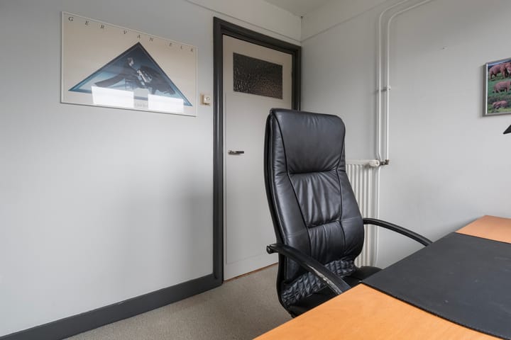 Foto 22 van Esschestraat 75