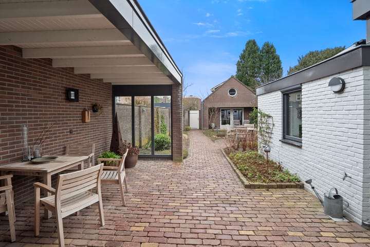 Foto 33 van Esschestraat 75