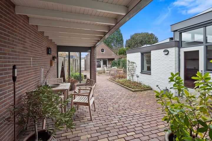 Foto 35 van Esschestraat 75