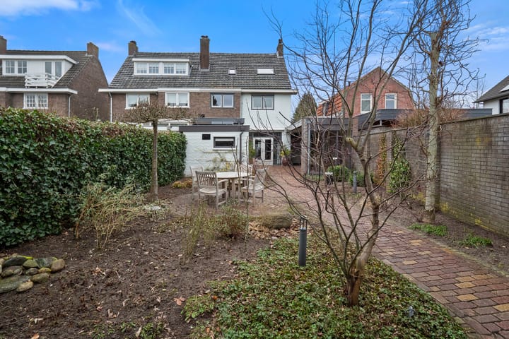 Foto 38 van Esschestraat 75