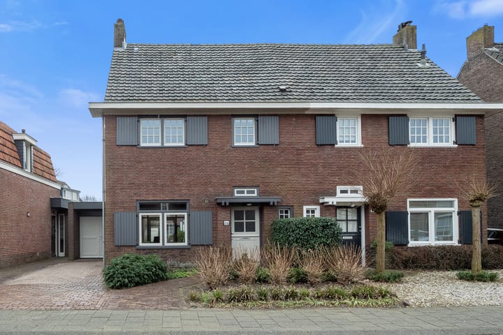 Foto 45 van Esschestraat 75