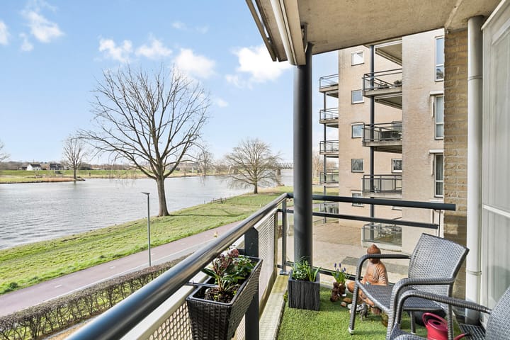 Foto 9 van Maasstaete 79