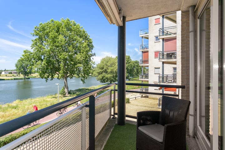 Foto 30 van Maasstaete 79