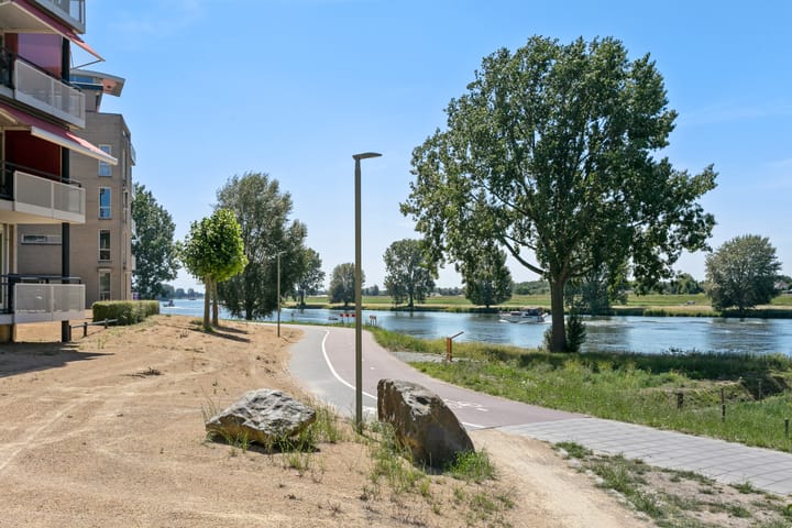 Foto 35 van Maasstaete 79