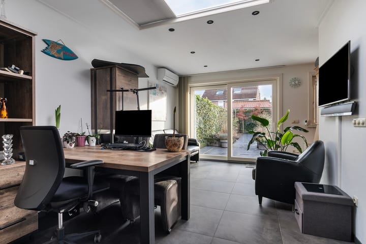 Foto 13 van Volkerak 10