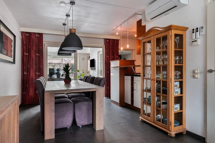 Foto 15 van Volkerak 10