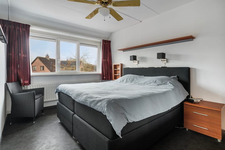 Foto 21 van Volkerak 10