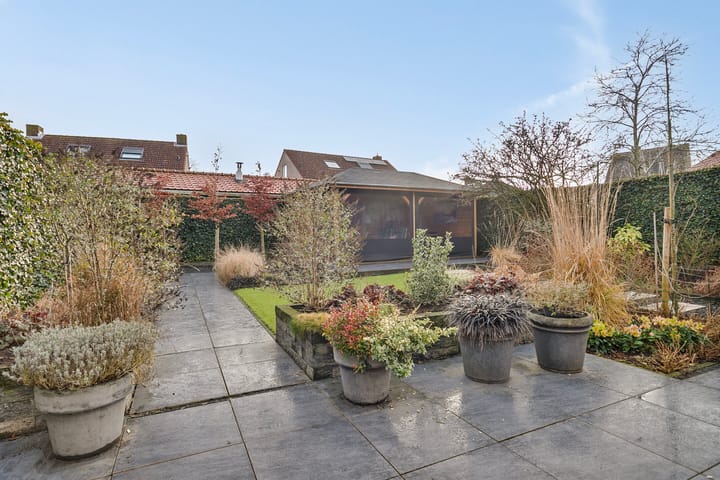 Foto 32 van Volkerak 10